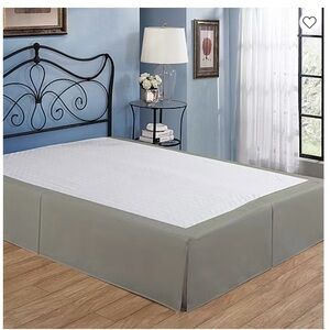 JCPenney Home Gray Full Size Bed Skirt * Like NEW